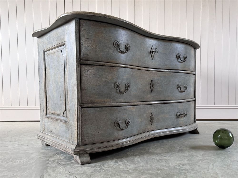 18th Century French Chest Of Drawers photo buy