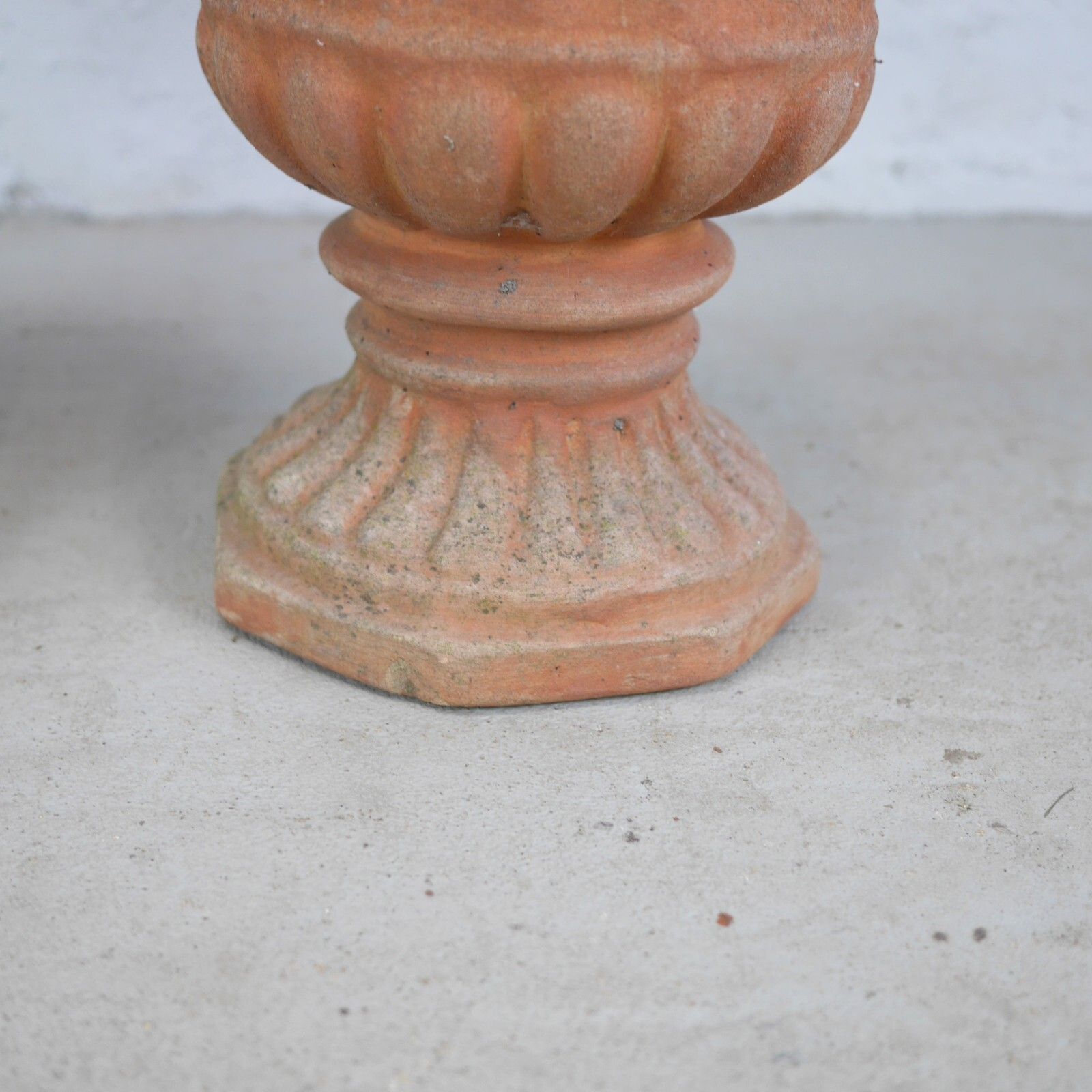 Pair Weathered Terracotta Garden Urn Tazza Planter Antique Style #102925 photo Garden Decor