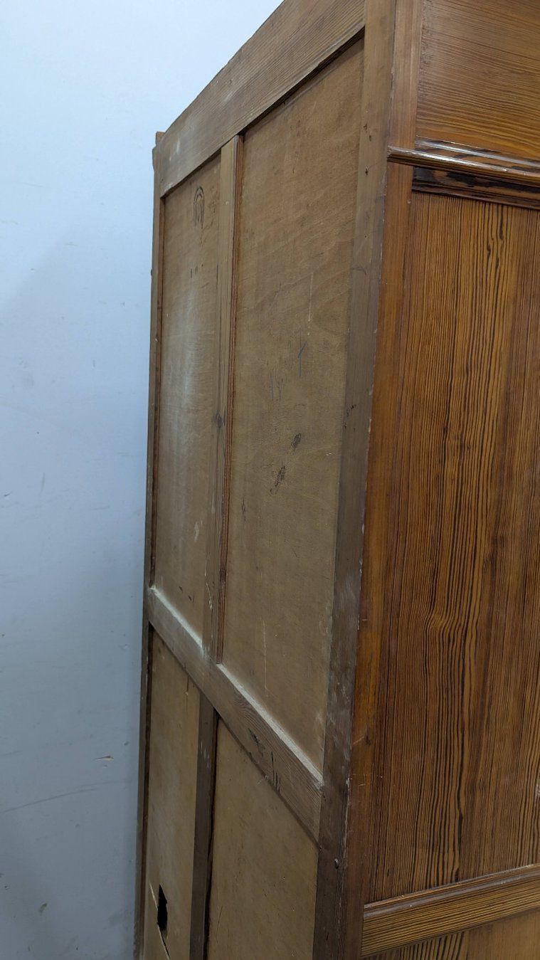1900 Art Nouveau Mirrored Cabinet In Pine And Maple Burl photo vinterior