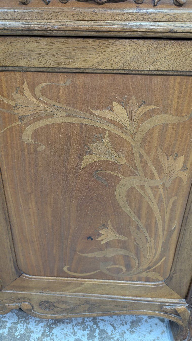 photo furniture Superb High Art Nouveau Sideboard From 1900, Inlaid And Carved