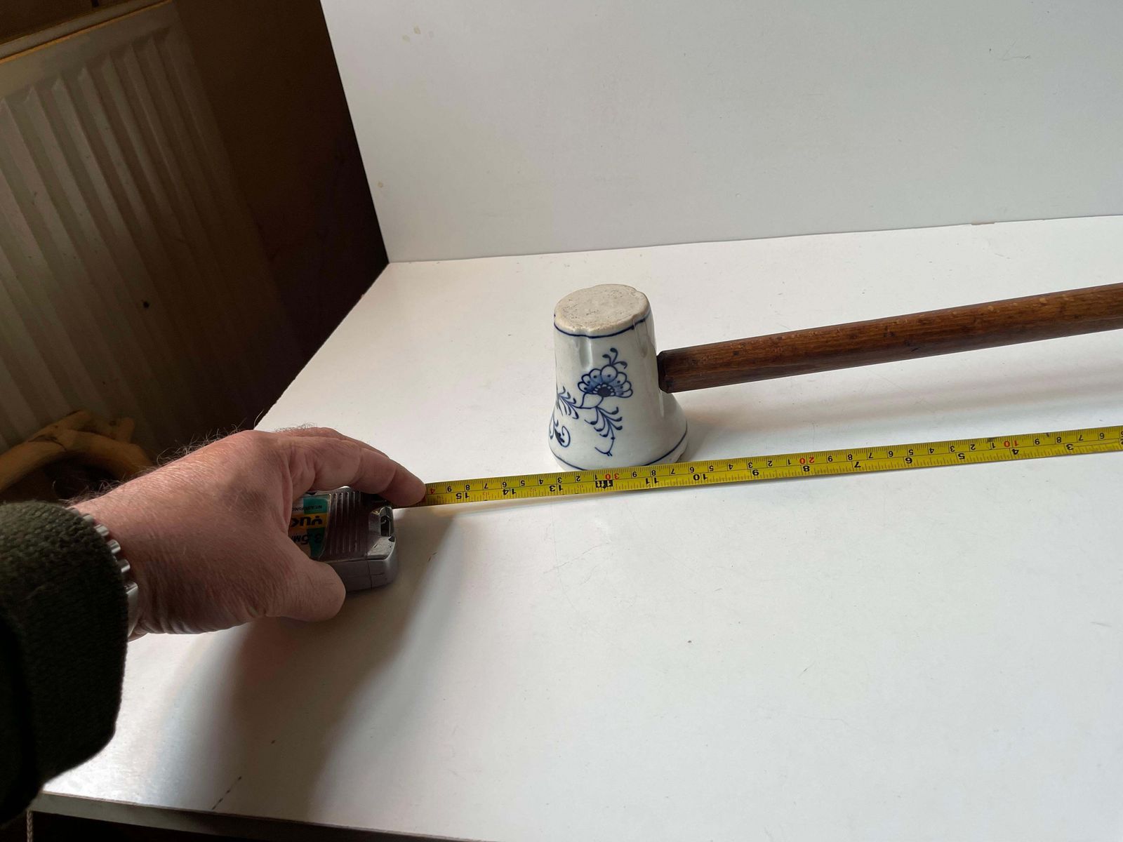 photo furniture Antique German Porcelain Meat Hammer In Meissen Blue Onion