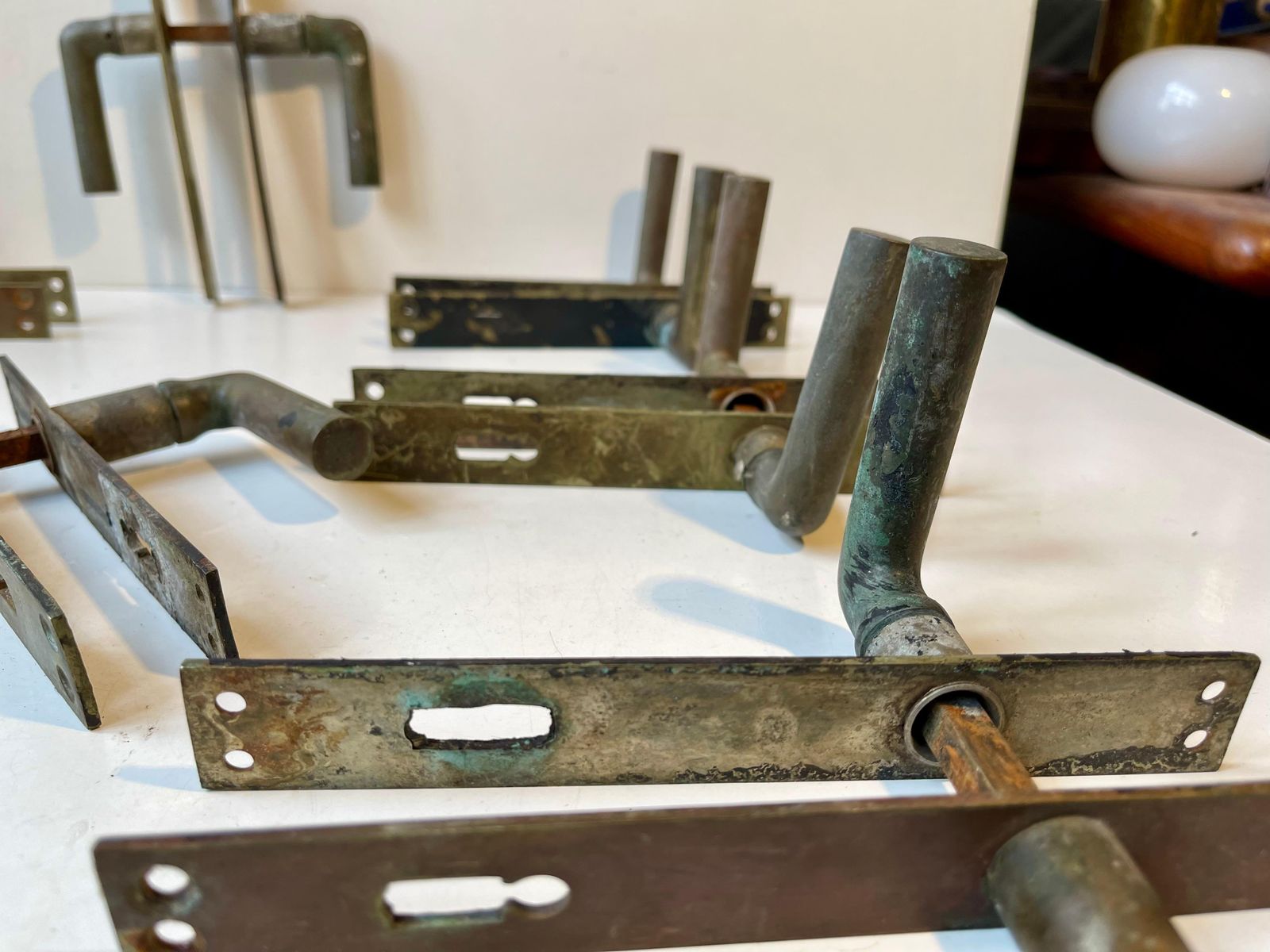 Scandinavian Bauhaus State Building Door Handles In Brass, 1930s, 8 Sets photo vinterior