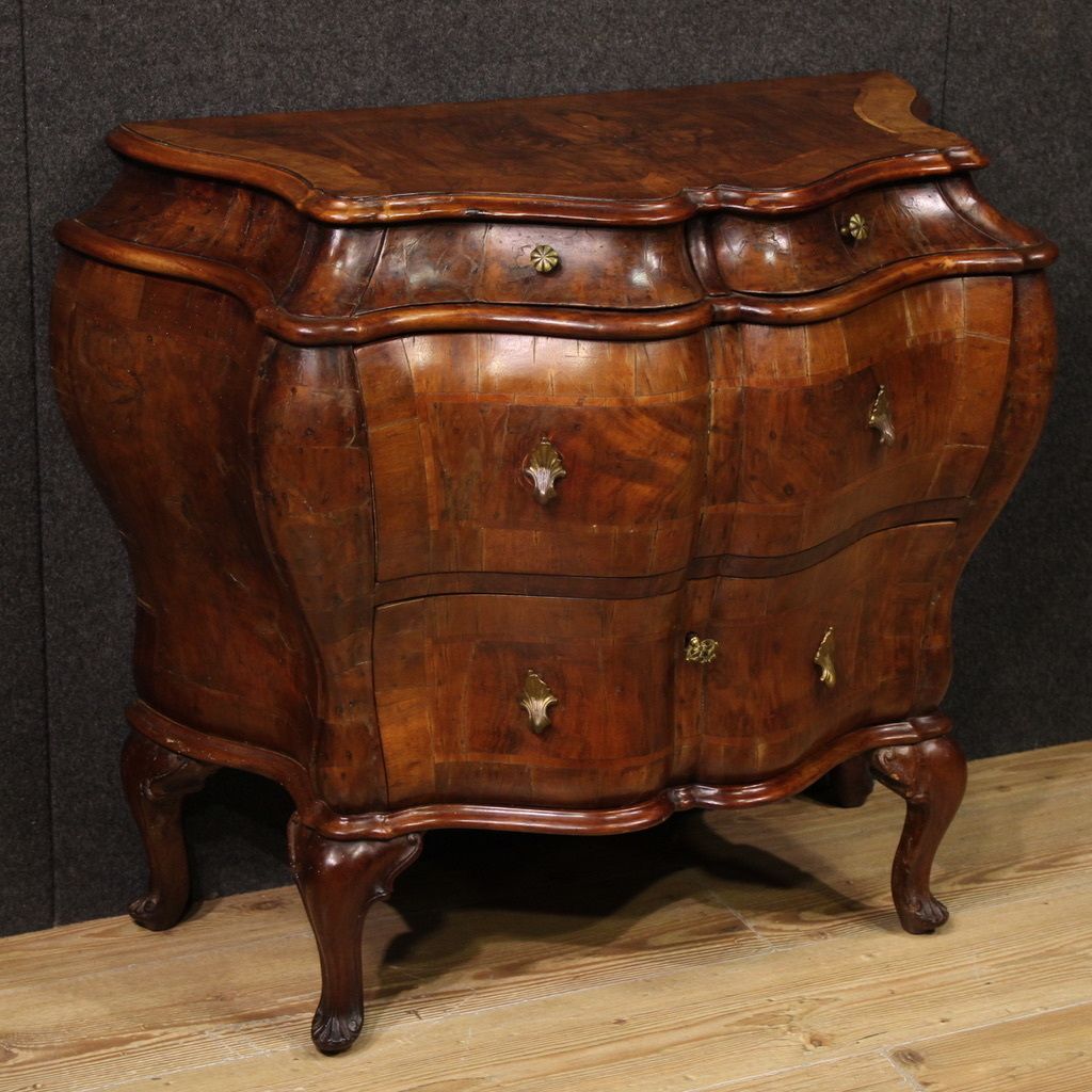 Venetian Dresser In Wood From The 20th Century