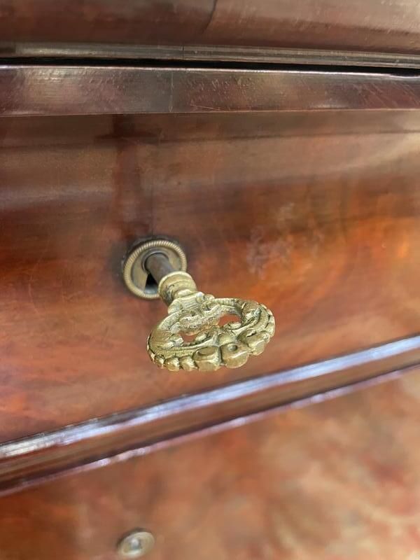 Secrétaire En Acajou Et Placage D'acajou Louis Philippe photo furniture