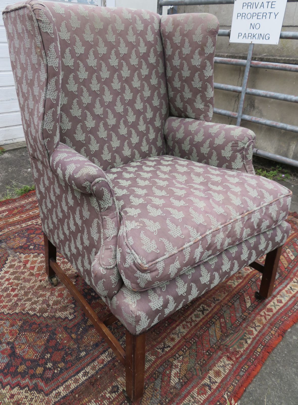 Howard And Sons Duke Style Armchair. photo 1200.0