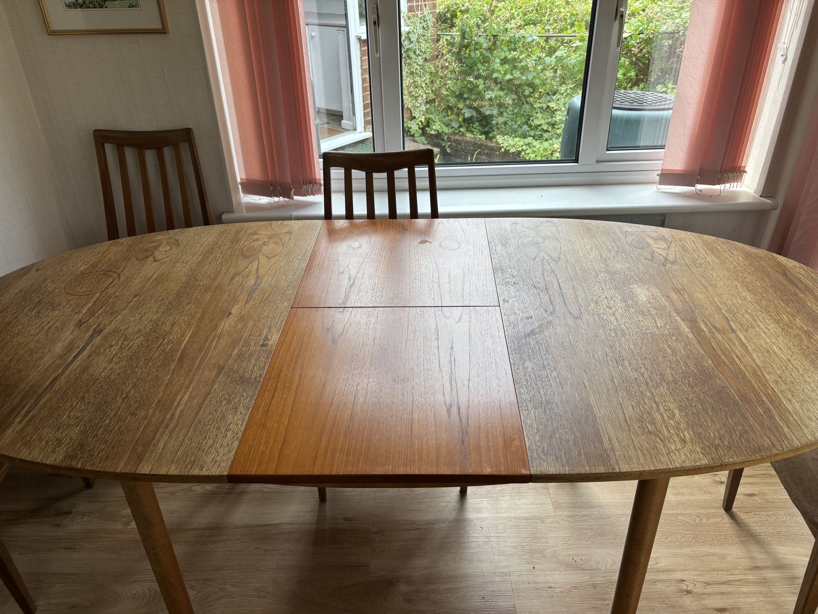 Mid Century Wood Table (Extendable W/ Internal Leaf ) With 6 Dining Chairs photo 600.0