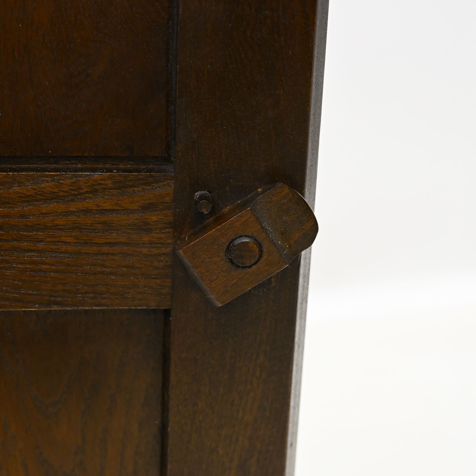 photo vintage Genuine Ercol Corner Cabinet With Shelves 1978 Free Uk Delivery*