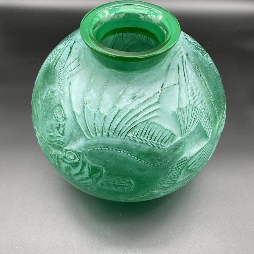 photo furniture A Green Poisson Vase By R.Lalique
