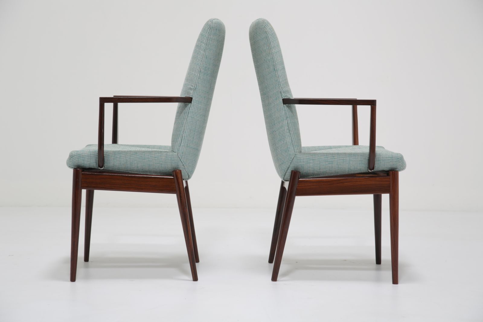 photo vintage Vintage Set Of 8 Rosewood Dining Chairs, “Hamilton” By Robert Heritage For Archie Shine, 1960s