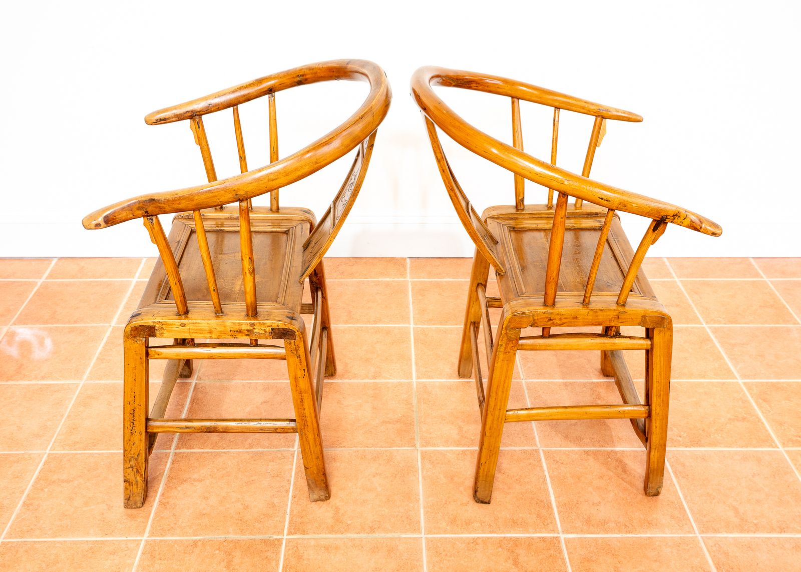 Pair Of Blonde Antique Chinese Armchairs Horseshoe Carved Motifs Country Grand Tutor Orienta.L Hall Throne Chairs Bohemian Country House photo for sale