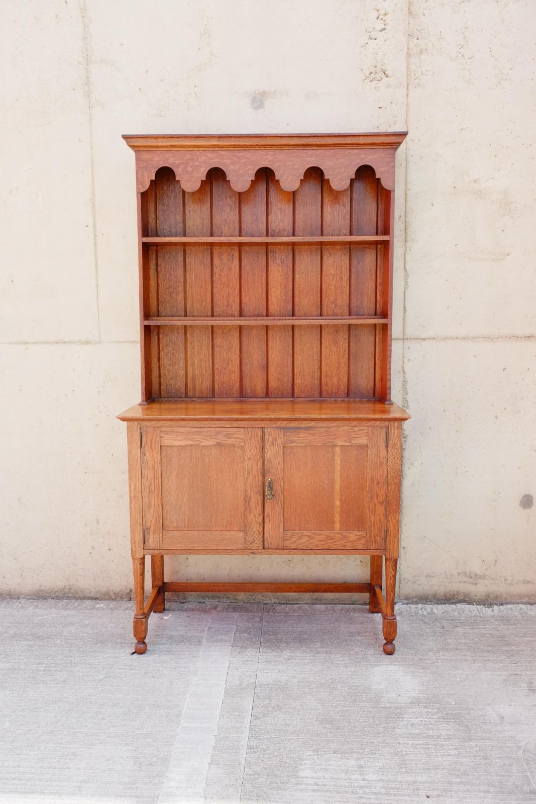 Compact Antique Solid Oak Welsh Dresser With Plate Rack photo for sale