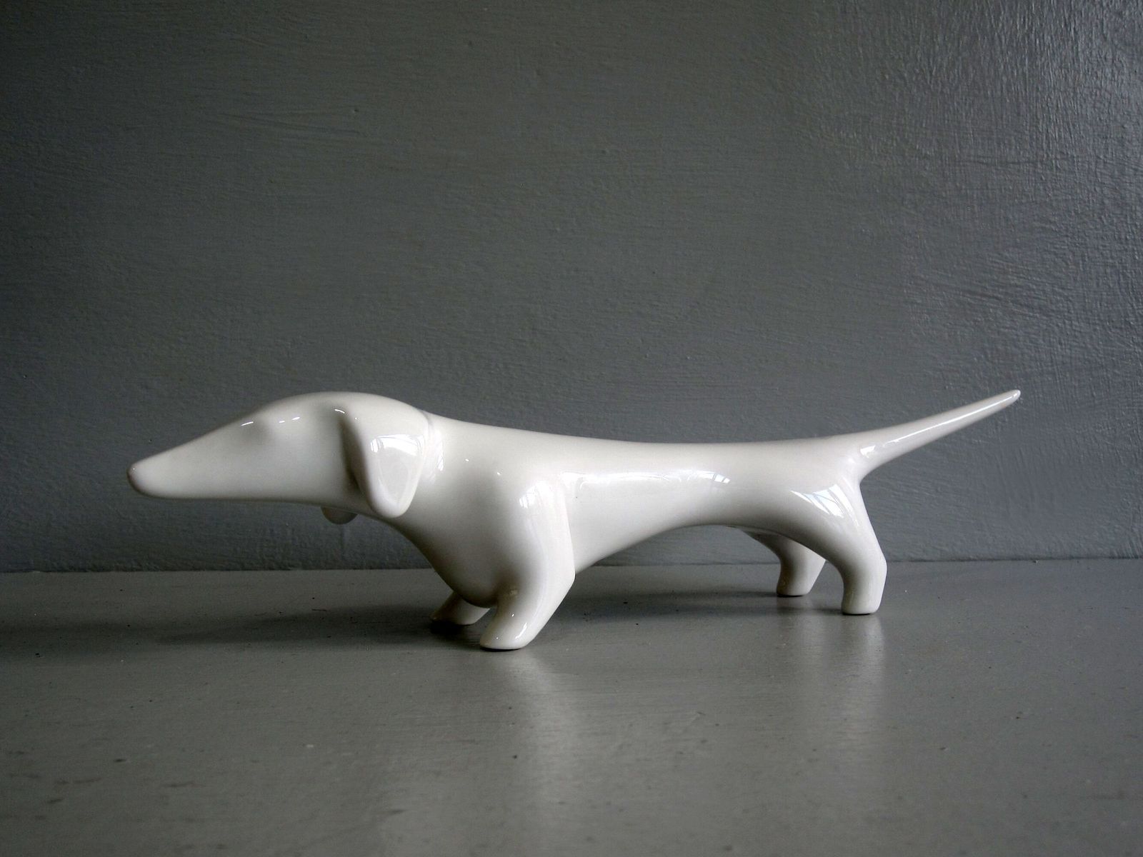 Sgrafo Modern Rare German Porcelain Dachshund Dog Figurine
