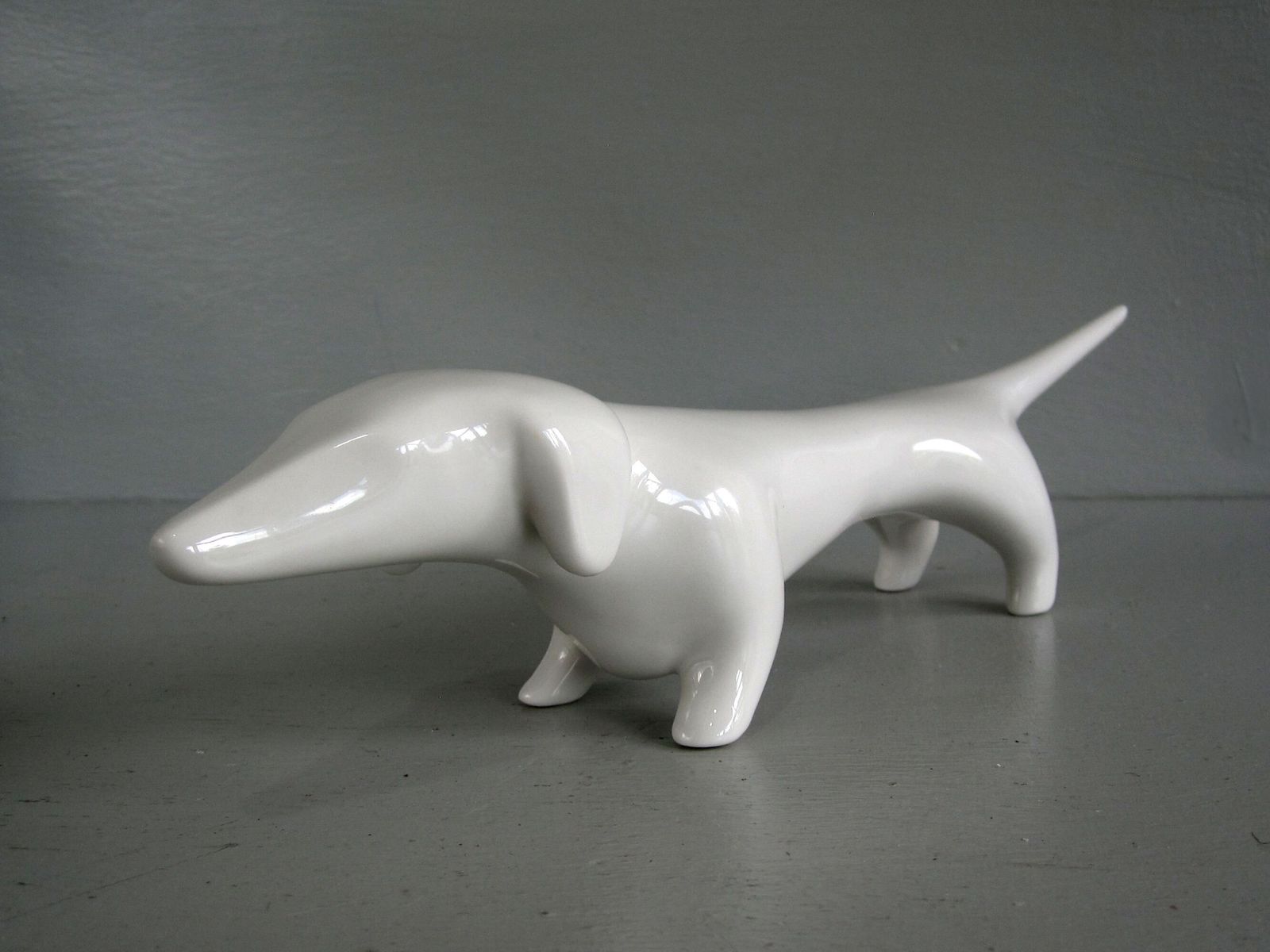 Sgrafo Modern Rare German Porcelain Dachshund Dog Figurine photo vintage