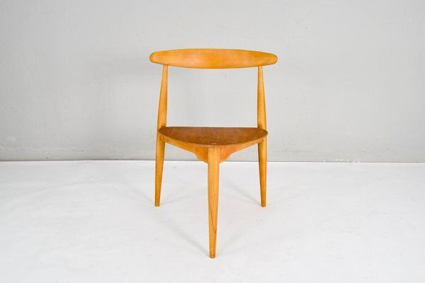 photo furniture Fh4103 Heart Dining Chairs By Hans Wegner For Fritz Hansen, Denmark, 1950s, Set Of 4