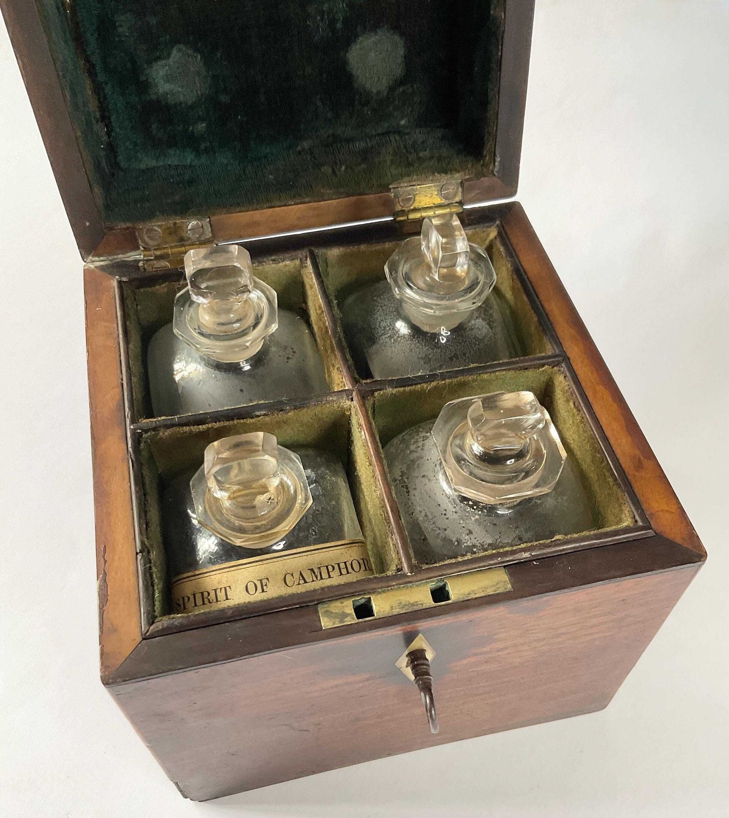 Antique Medical. Apothecary Case Or Medicine Box C1815. photo vinterior