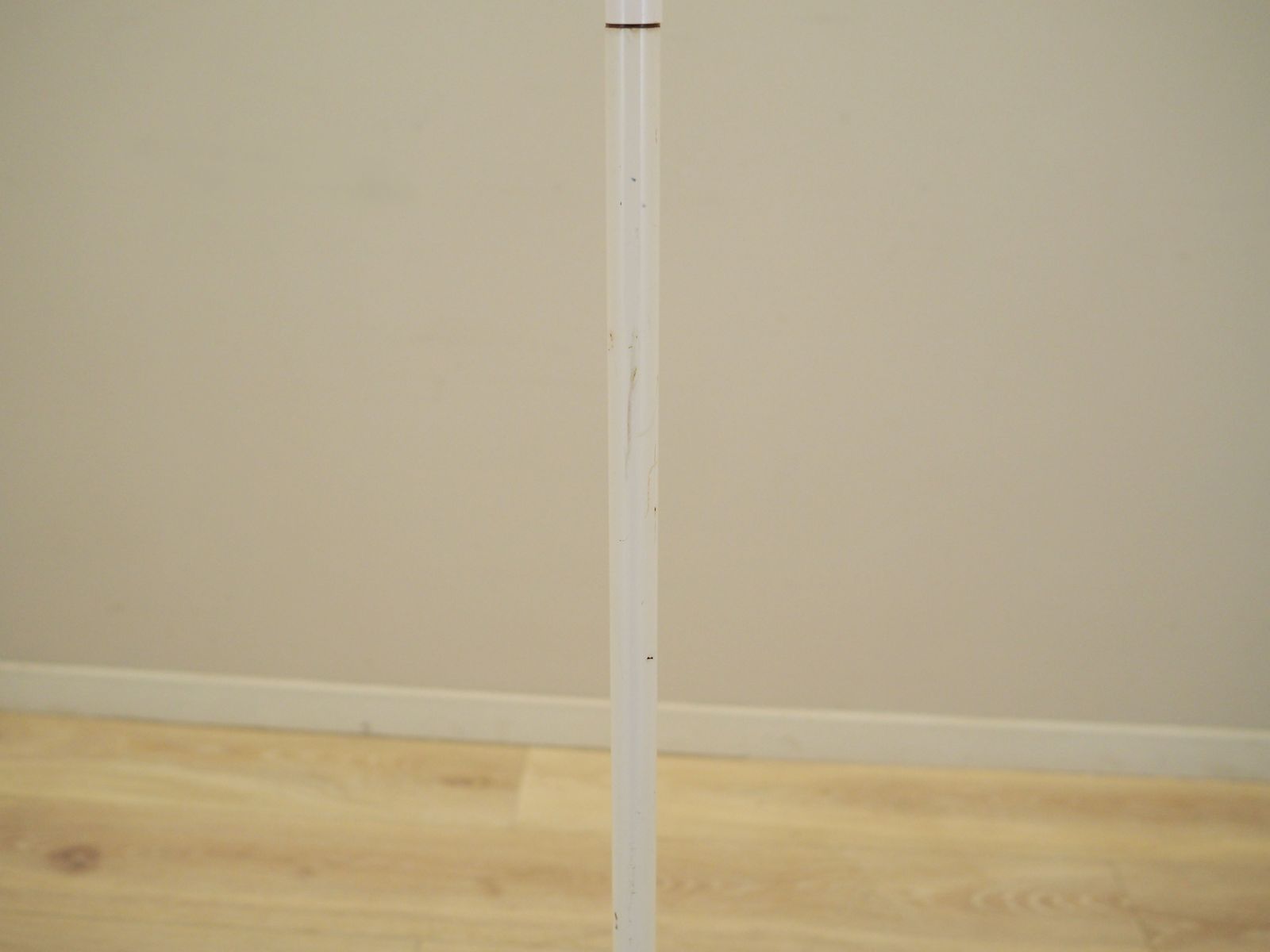 Floor Lamp Panthella, Danish Design, 1970s, Manufacturer: Louis Poulsen, Designer: Verner Panton photo 1079.0