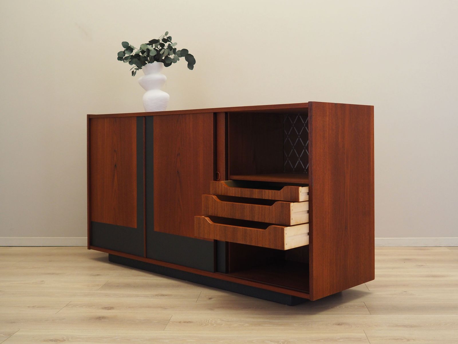 Teakhouten Dressoir, Deens Design, Jaren 1970, Productie: Denemarken photo 2229.0