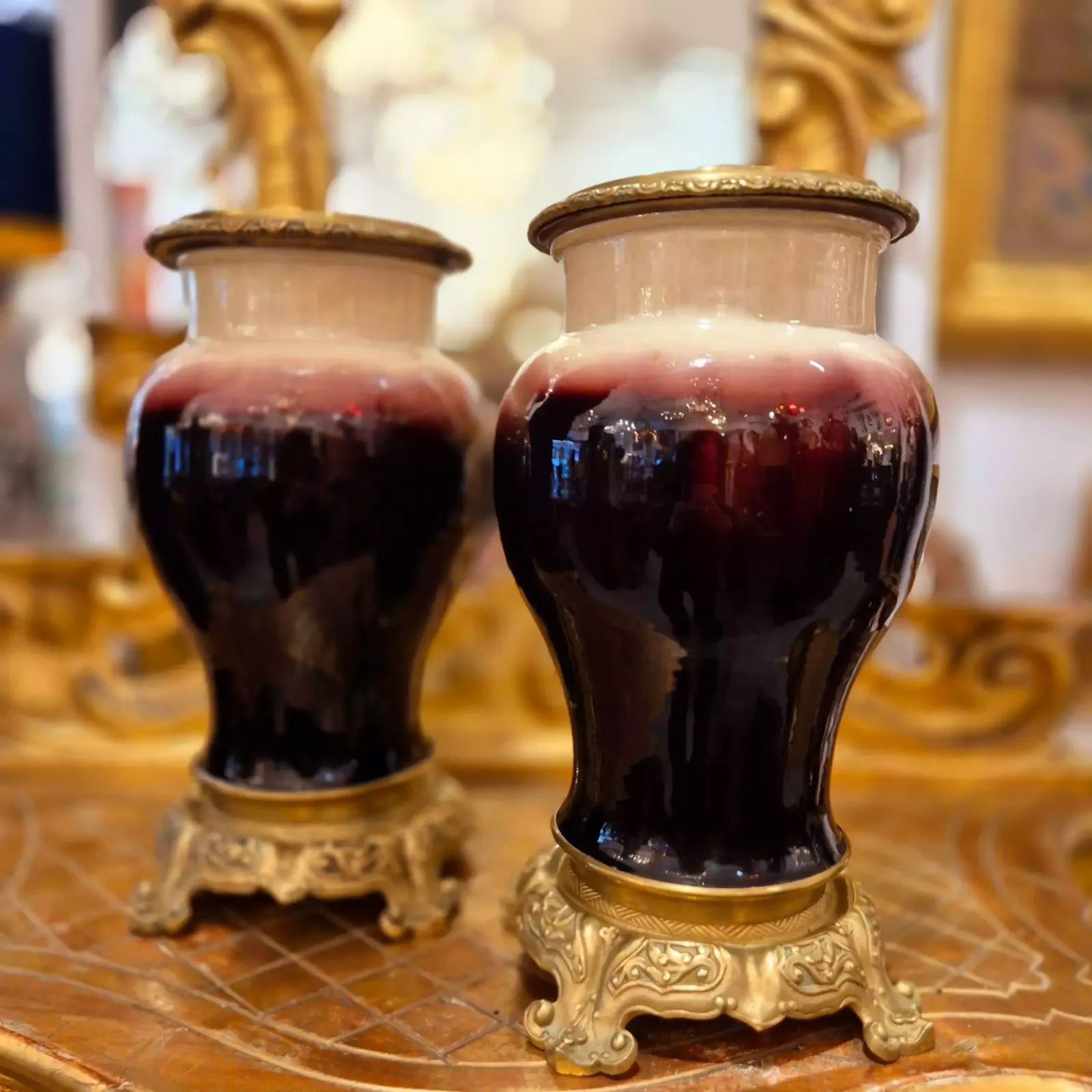 photo furniture Pair Of Baluster Shaped Porcelain And Gilt Bronze Vases, 19th Century
