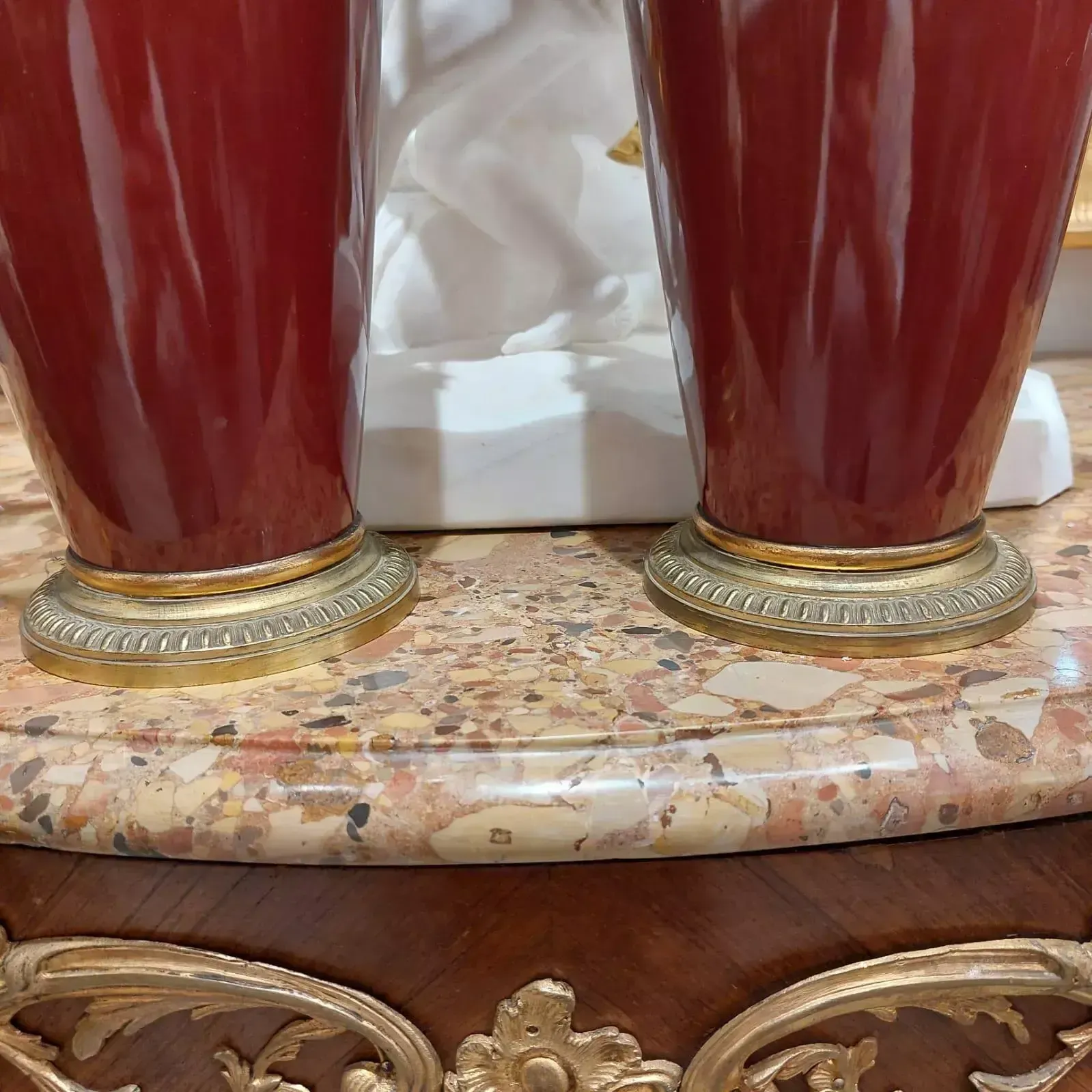 Pair Of 19th Century Classical Style Red Vases With Accents In Gilt Bronze photo vinterior