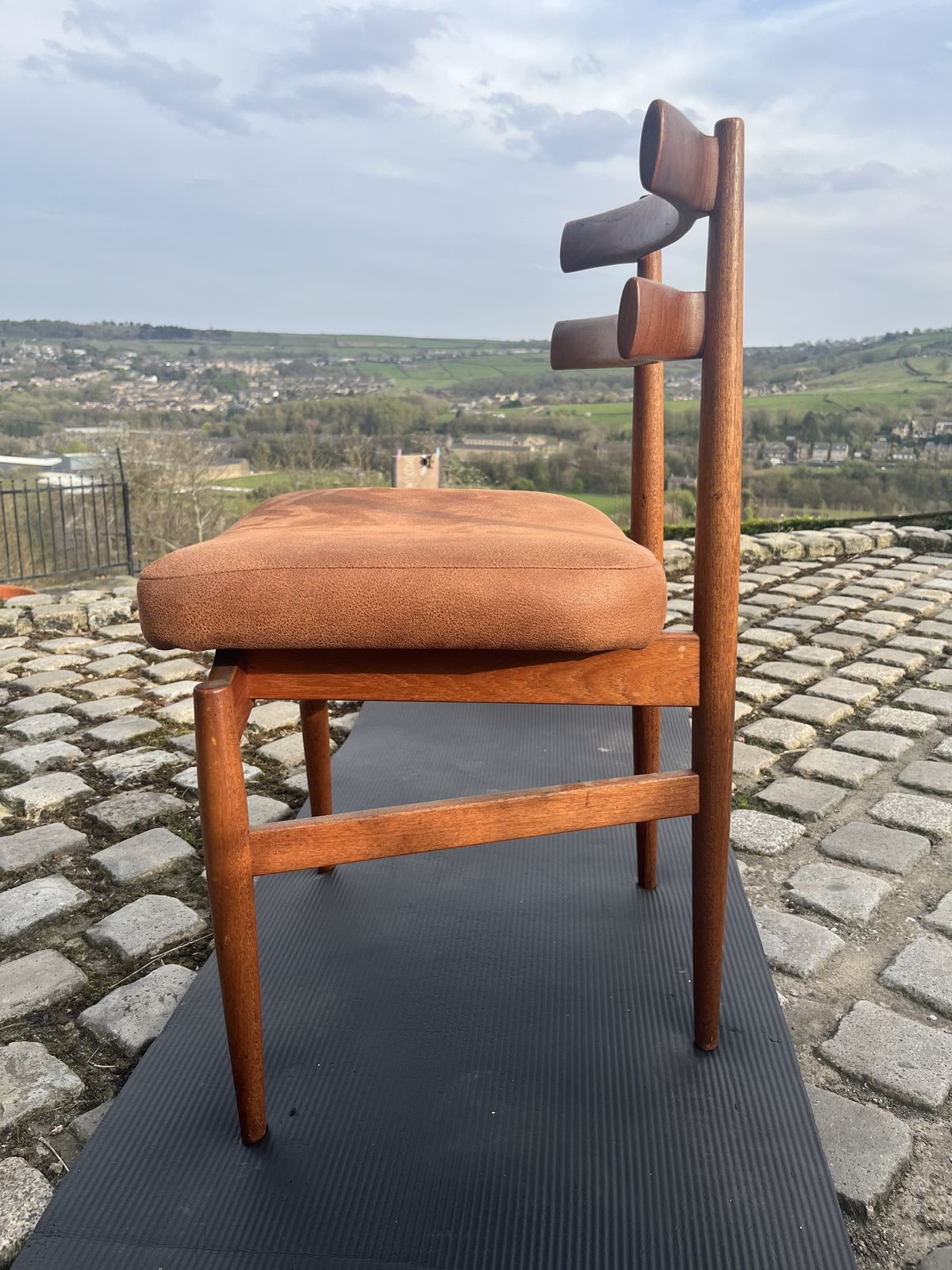 Furniture Poul Hundevad Table And 8 X Chairs photo