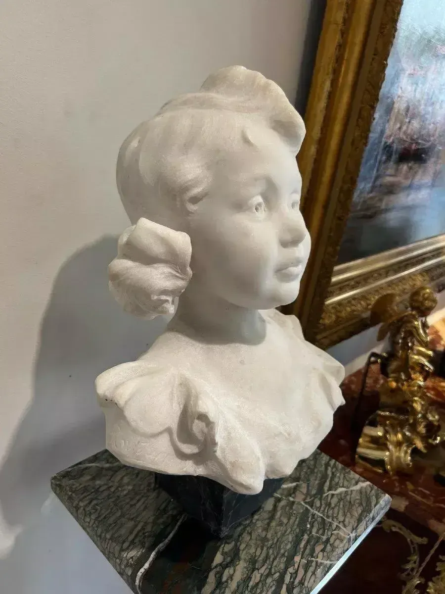 Late 19th Century Carrara Marble Bust Of A Young Girl