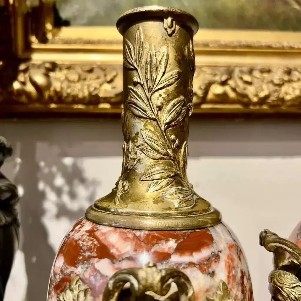 19th Century Pair Of Large Cassolettes With Mascarons In Violet Breccia Marble photo Home Decor
