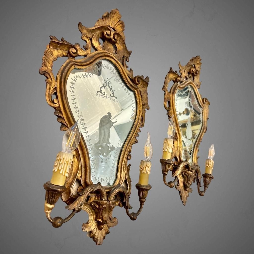 19th Century Pair Of Venetian Giltwood Sconces With Engraved Glass Background photo for sale