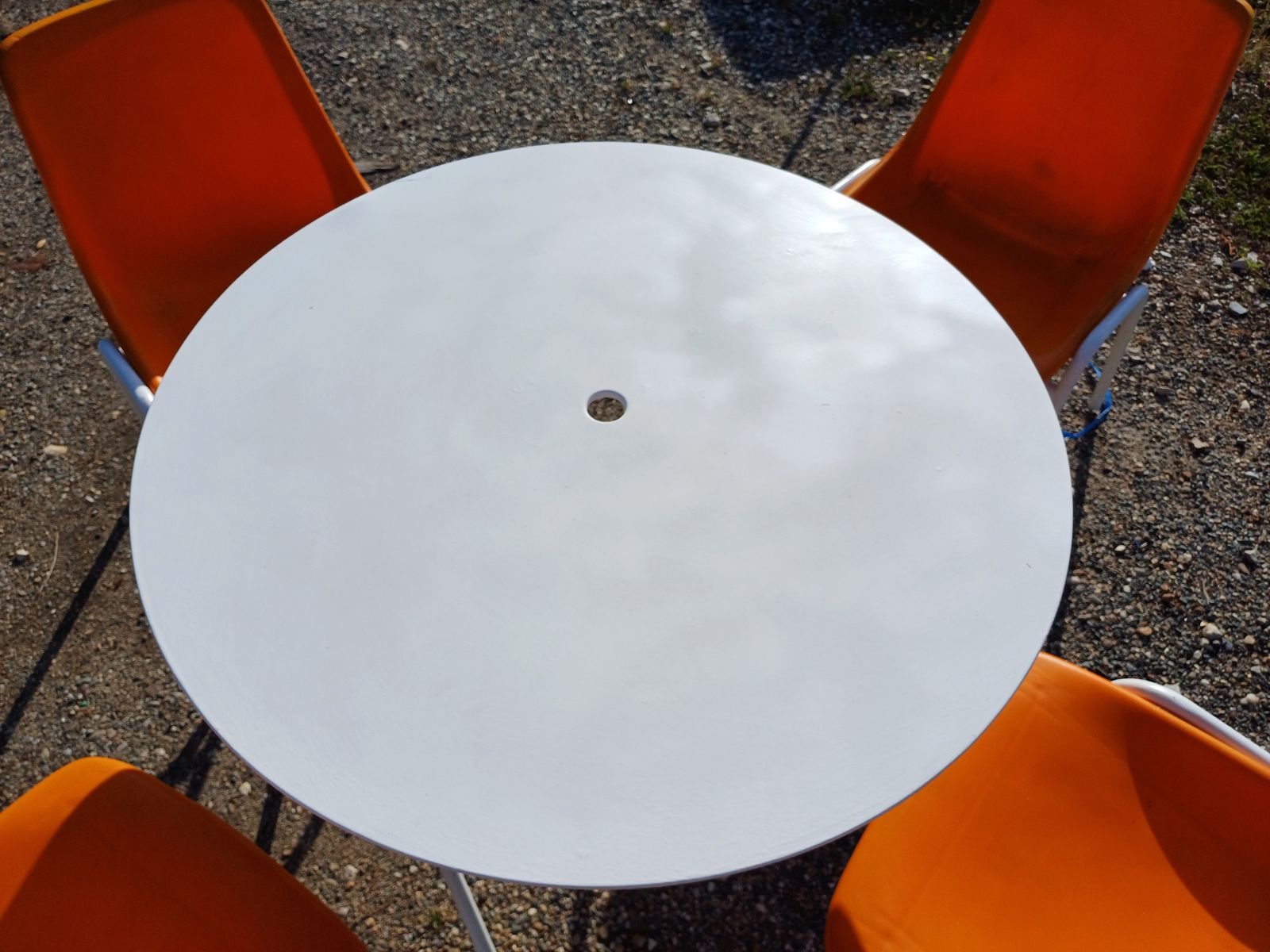 photo buy Vintage Iron And Plastic Garden Furniture