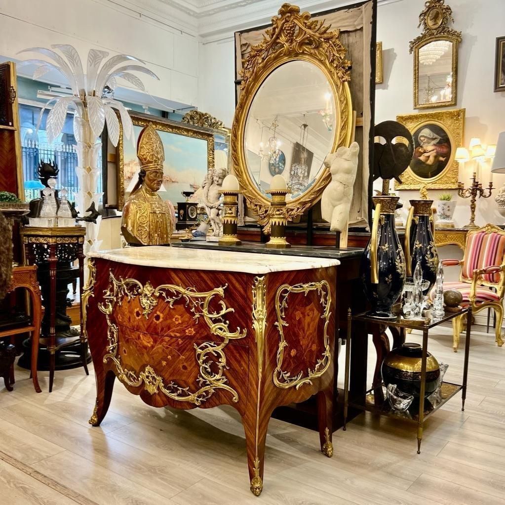 20th Century Louis XV Style Ceremonial Commode In Marquetry And Marble Top photo vinterior