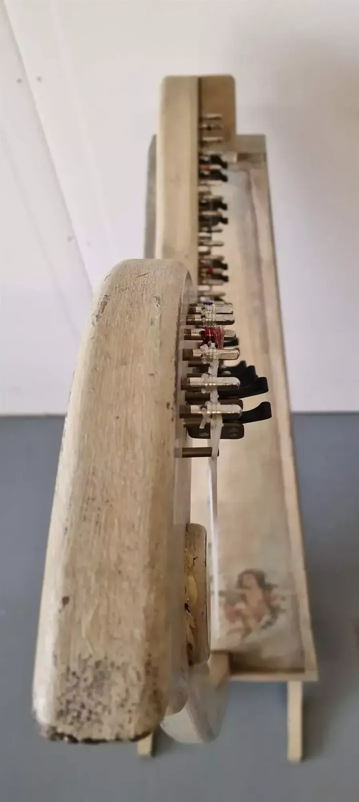Children Harp, Mid 20th Century photo vinterior