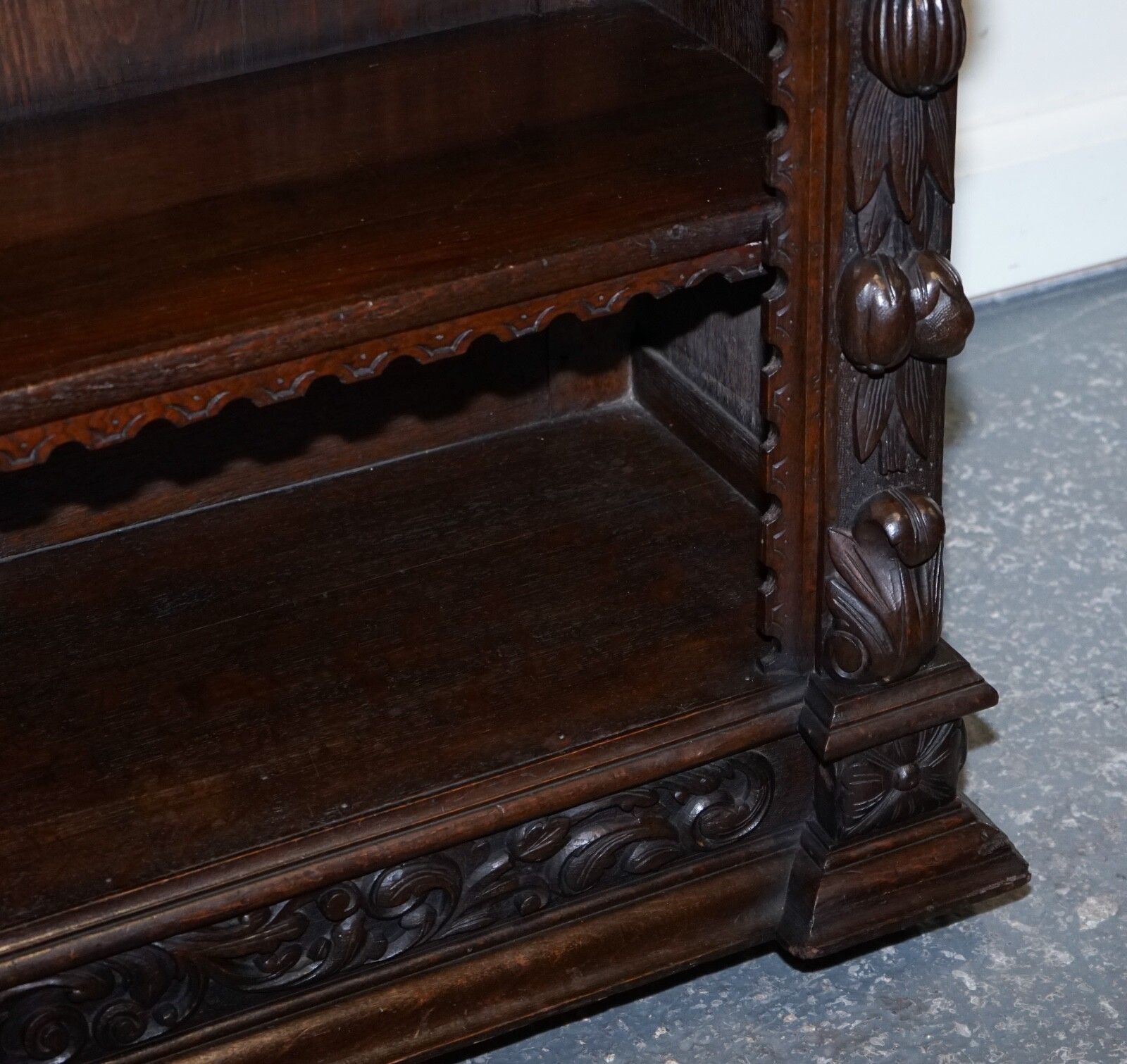 Antique Circa 1800 Oak Greenman & Lionheads Dwarf Open Bookcase photo vintage