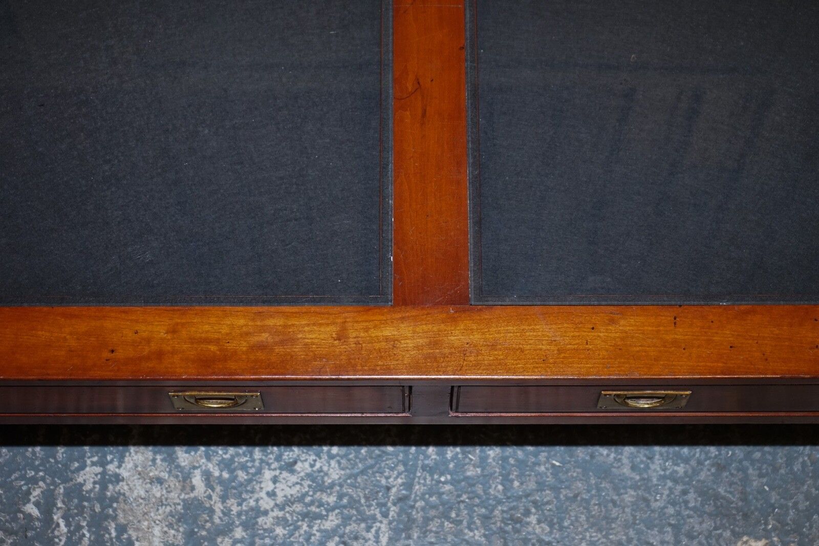 photo vintage Very Large Coffee Table With Inlaid Glass Panels  Made By Kennedy Harrods