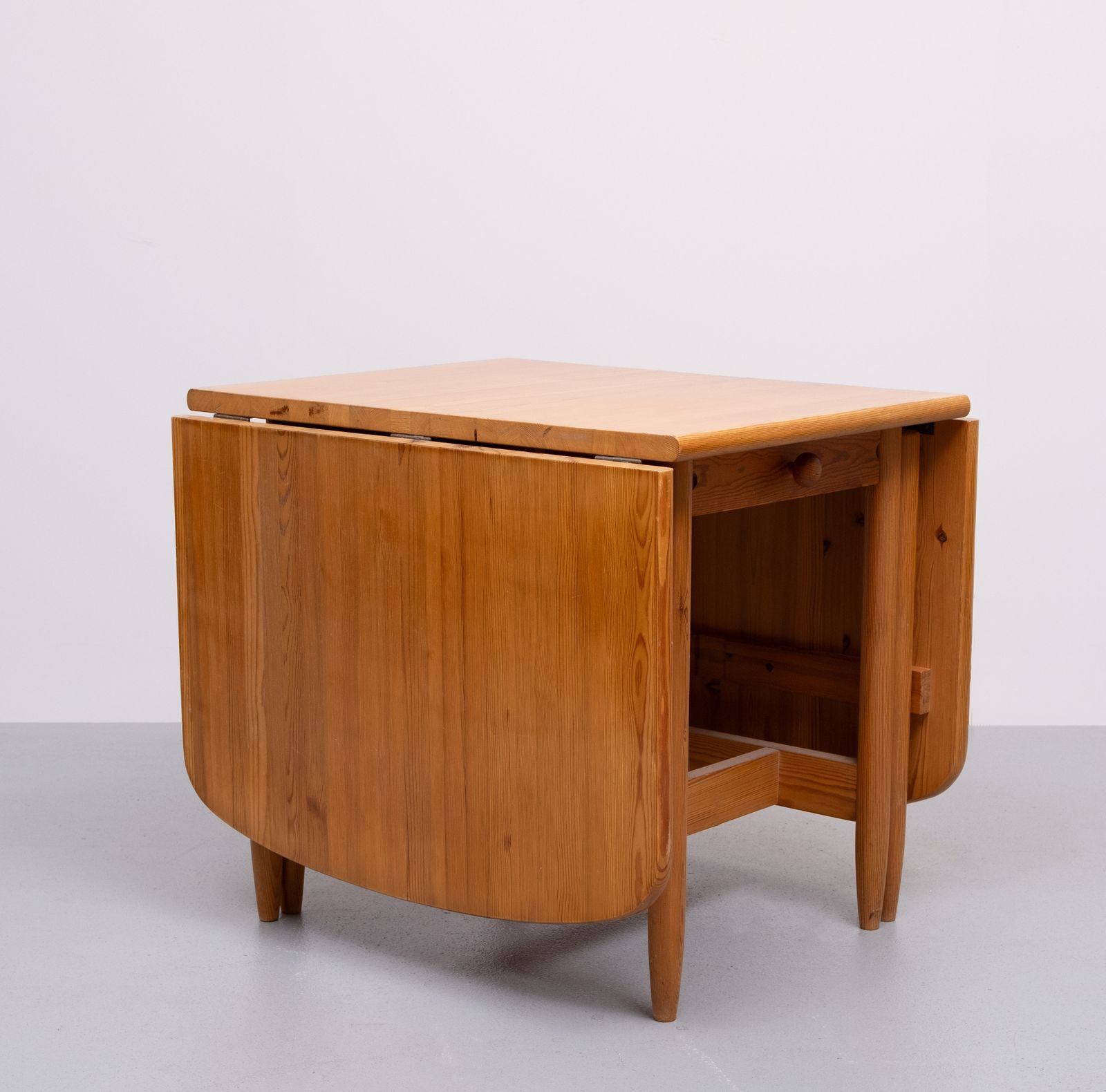 Eero Aarnio Solid Pine Wood Drop Leaf Dining Table Laukaan Puu 1970s photo furniture