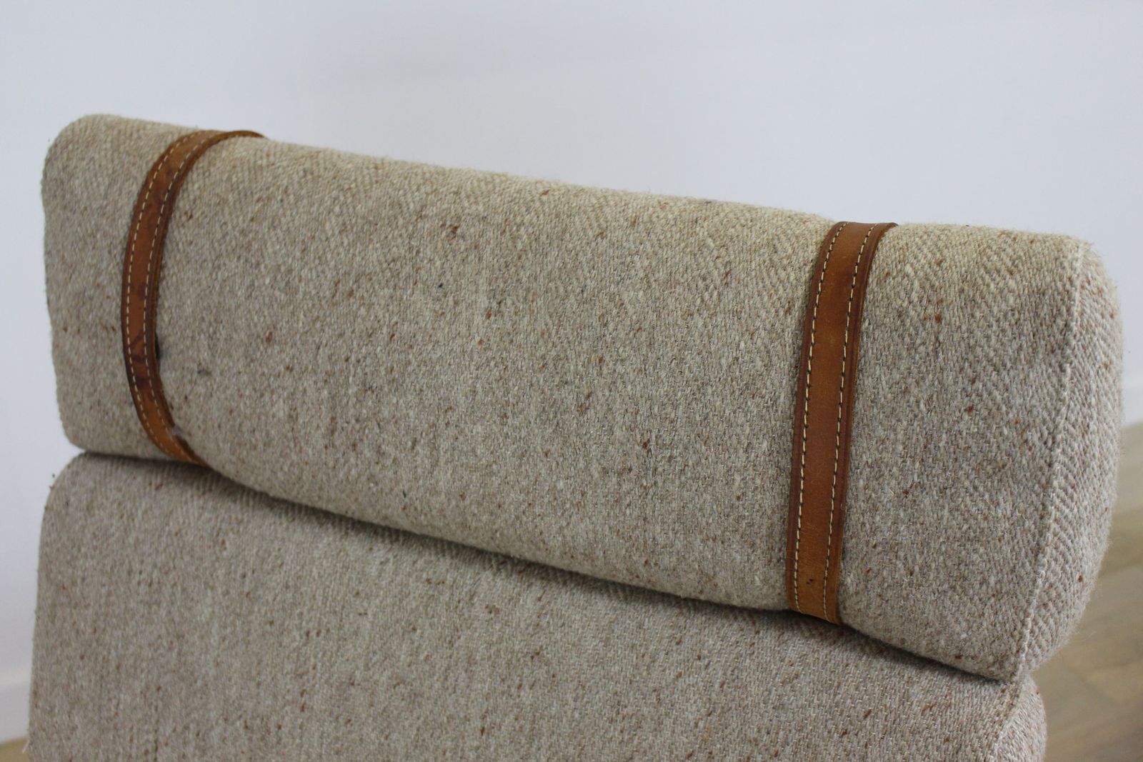 photo furniture Pair Of Oak Hunting Chairs By Aksel Dahl For Kp Mobler
