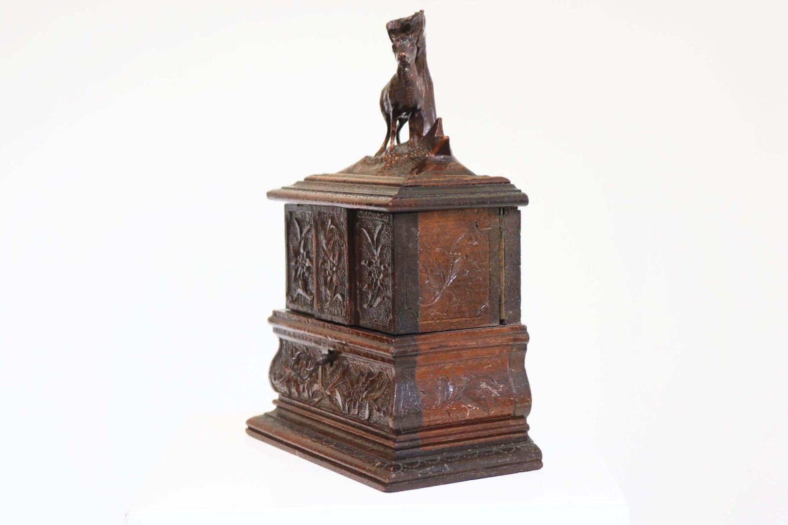photo furniture Antique Black Forest 19th Century Jewelry Box Carved Fruitwood Red Velvet Chest