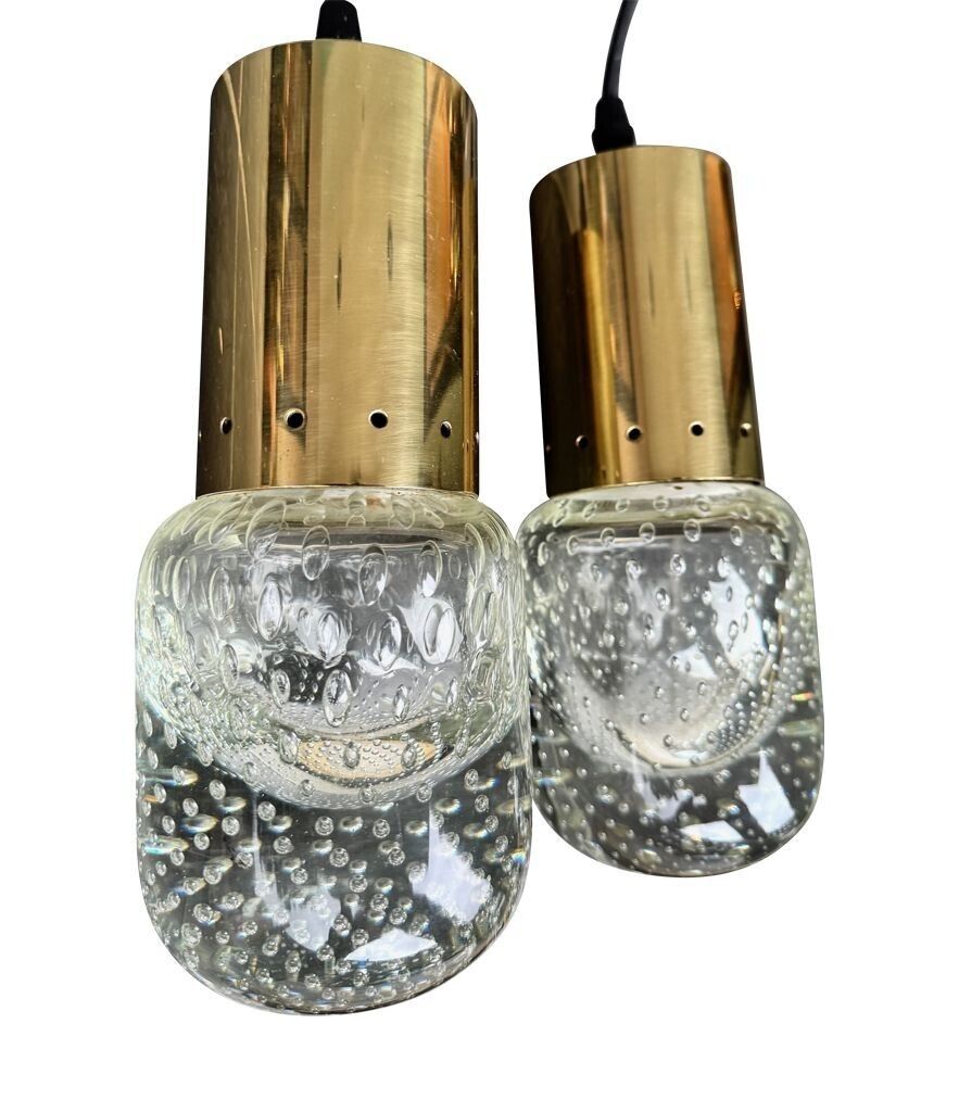 A Rare Pair Of 1950s Murano Glass And Brass Pendant Light By Gino Sarfatti And Archimede Seguso photo for sale