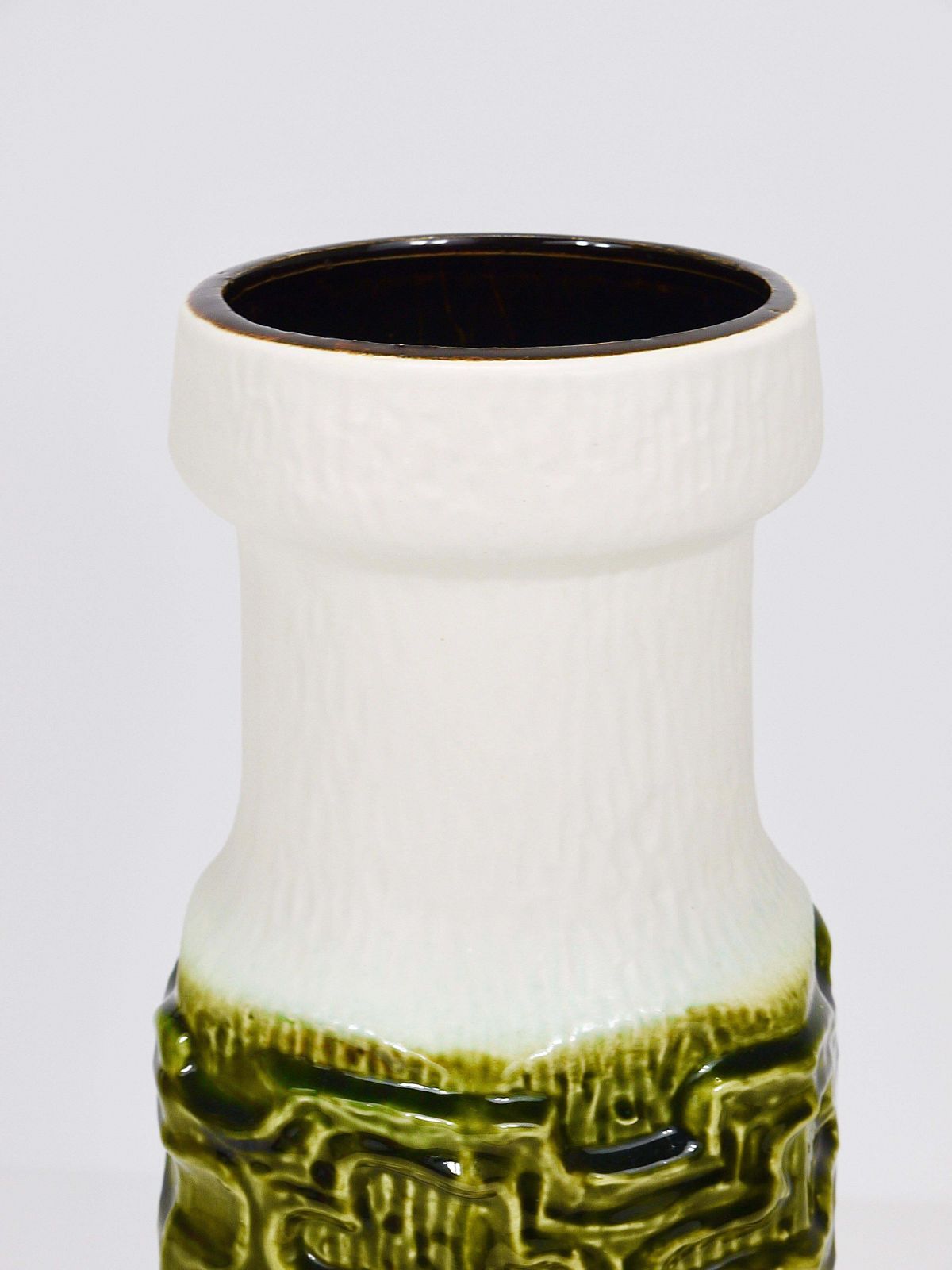 Tall Brutalist Op Art Green & White Terracotta Floor Vase, Austria, 1970s photo 331.0