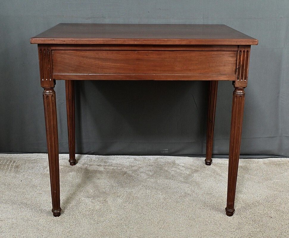 Furniture Cabaret Table In Cuban Mahogany, Louis XVI Period – Late 18th Century photo