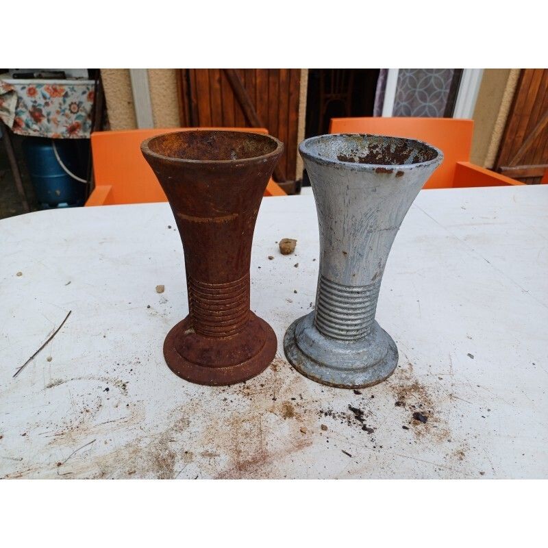 photo furniture Pair Of Cast Iron Vases 1900 From Charleville Mézières
