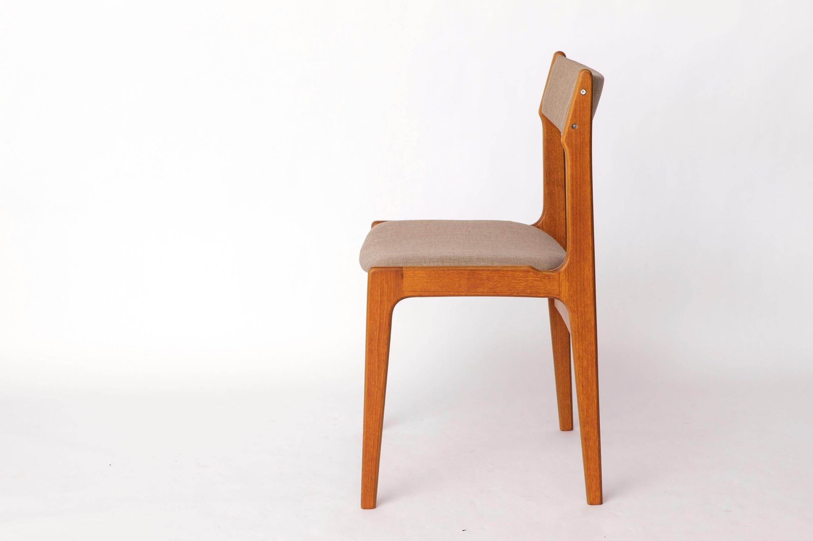 1 Of 4 Vintage Danish Teak Dining Chair – 1960s, Reupholstered In Grey photo vinterior