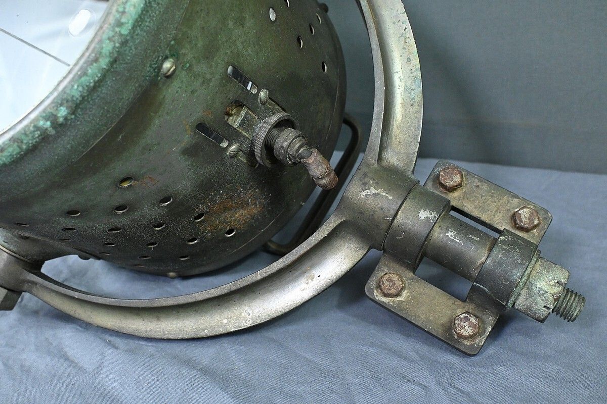 Blériot Phi Acetylene Lighthouse – 1900 photo Lighting