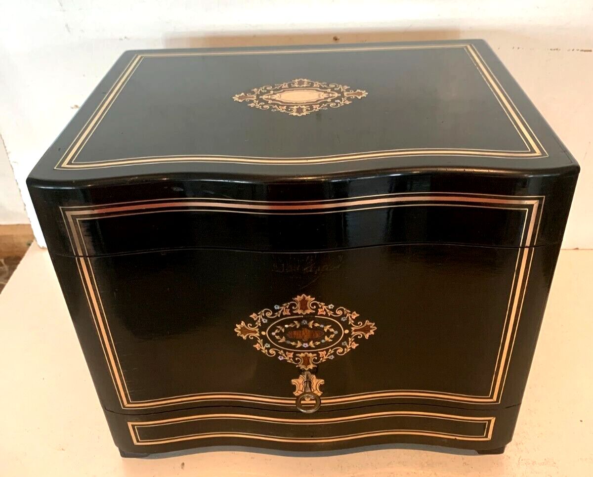 Complete Liquor Cellar Napoleon III Marquetry Ball Box 19th Century