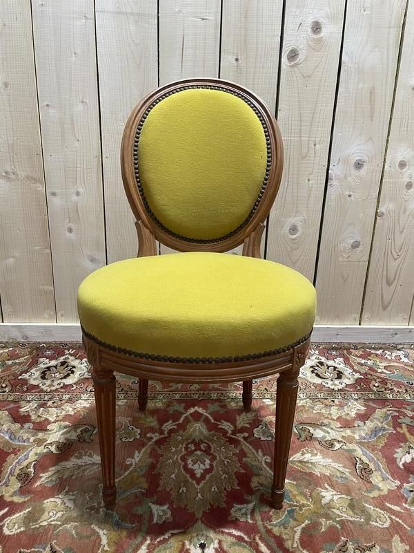 Suite De 4 Chaises Médaillons De Style Louis XVI Laine Jaune photo vinterior