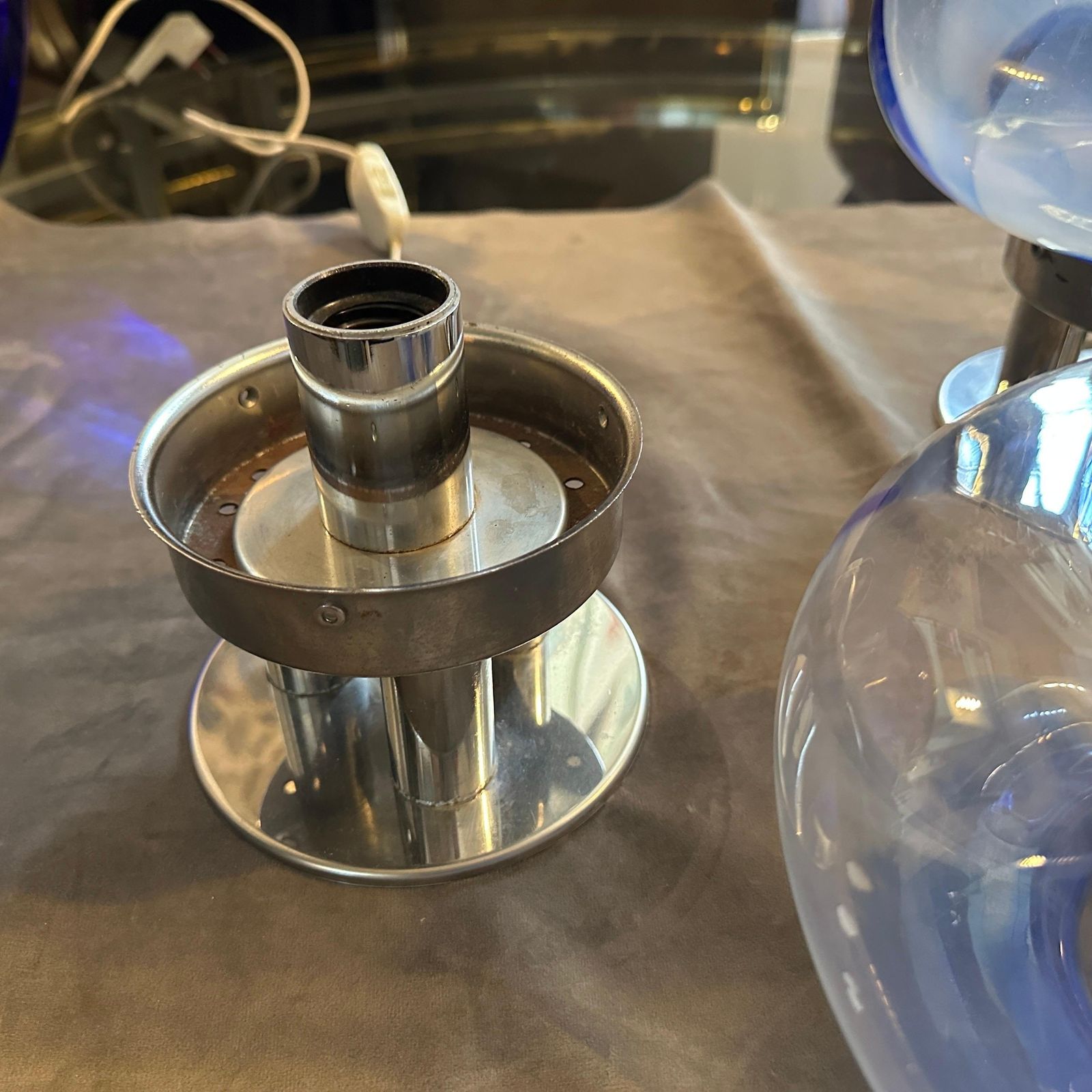 1175.0 Two 1970s Space Age Murano Glass And Steel Table Lamps By Mazzega photo