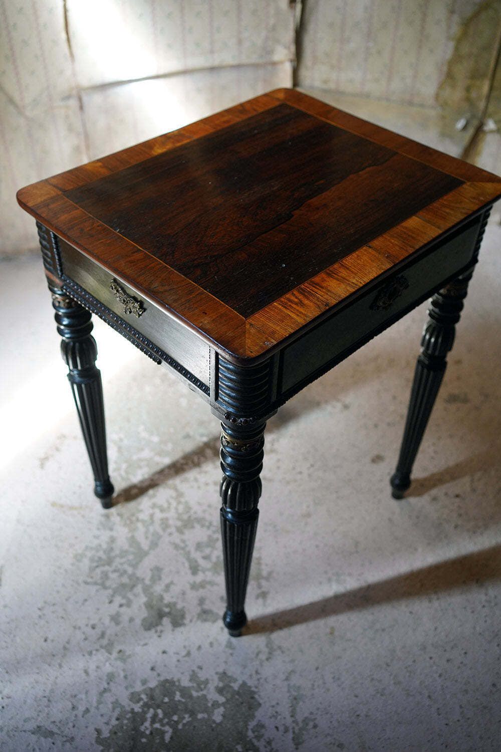 A Fine Late Regency/William IV Period Rosewood & Ebonised Side Table C.1825 35 photo vintage