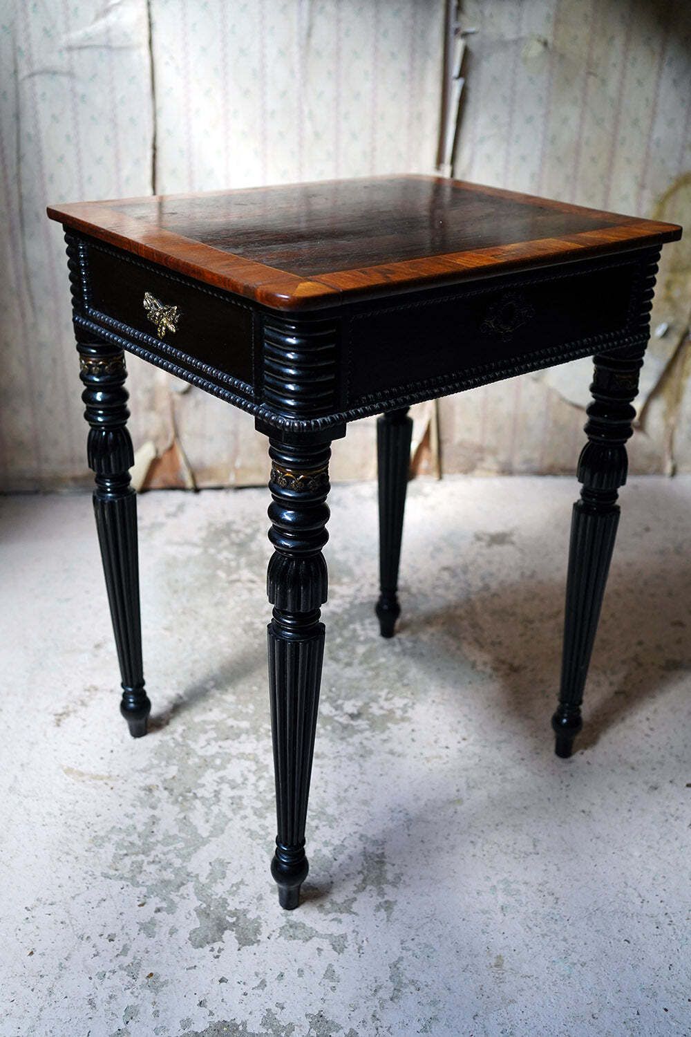 1100.0 A Fine Late Regency/William IV Period Rosewood & Ebonised Side Table C.1825 35 photo