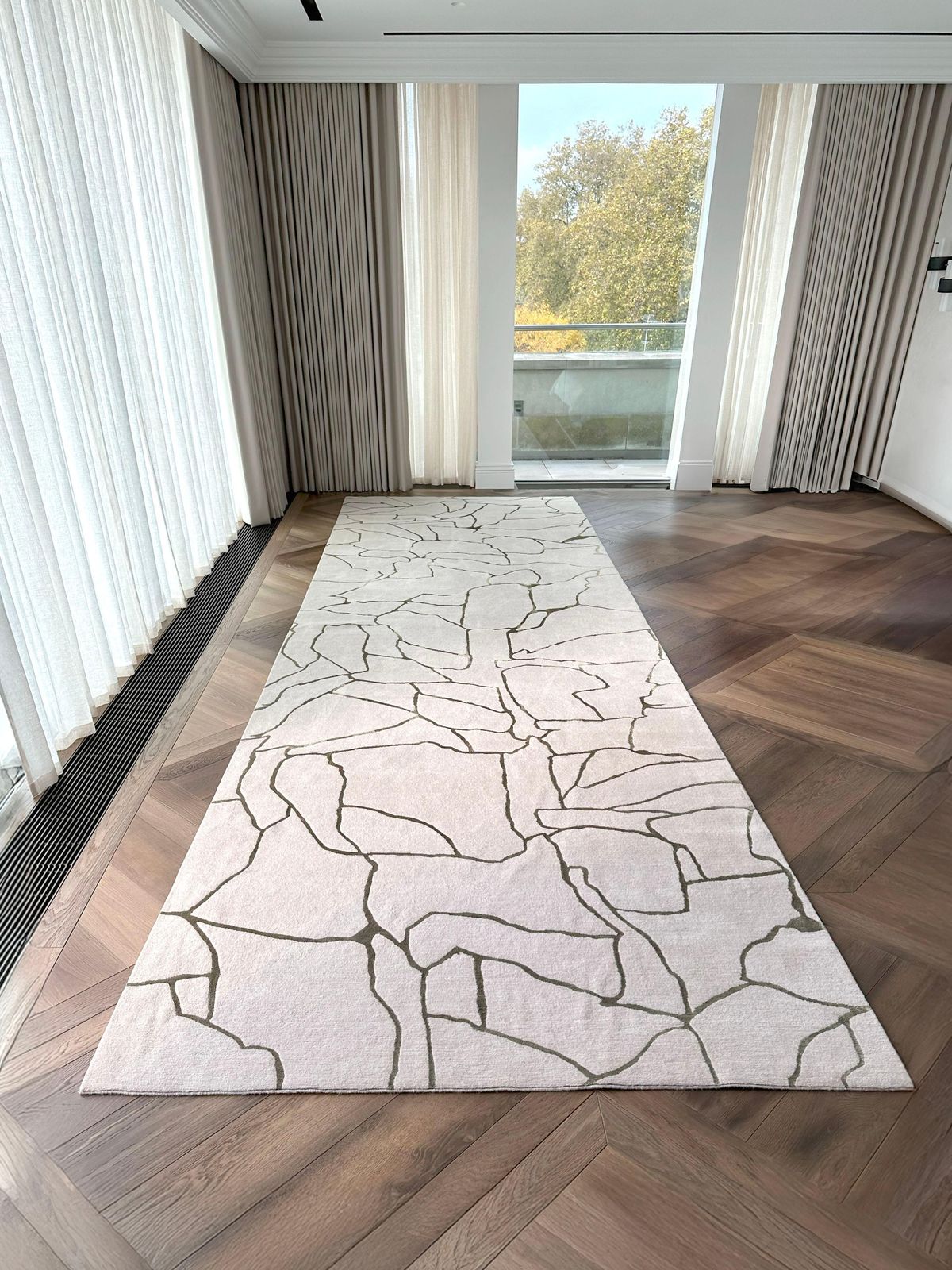 Large Cream And Green Wool Silk Rug By Kelly Wearstler, 2016 photo 6000.0