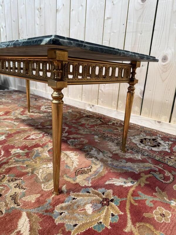 Table Basse De Style Louis XVI En Laiton Et Marbre Vert De Mer photo for sale