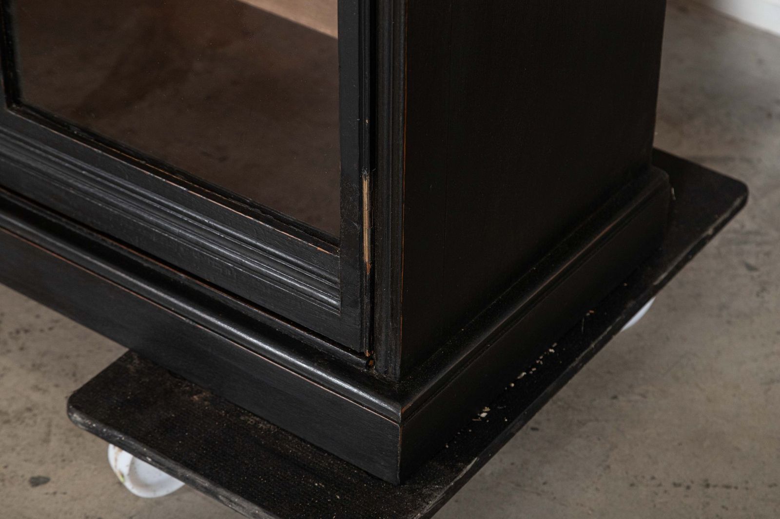 photo buy Large English 19thc Ebonised Mahogany Glazed Cabinet