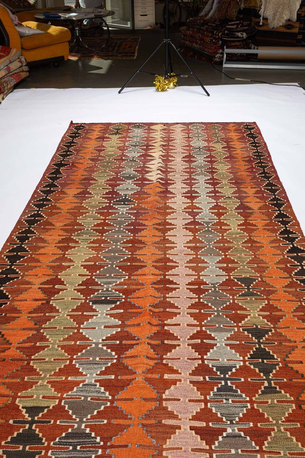 Mut Vintage Kilim 310x145cm, 1960s photo Textiles